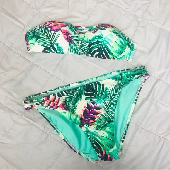Other - Leaf Print Push Up Strapless Bikini Set
